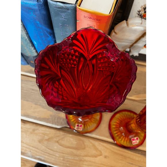 Two Vintage Viking Glass Amberina Bud Vase in Yesteryear Pattern Flared Scallope - Picture 7 of 9